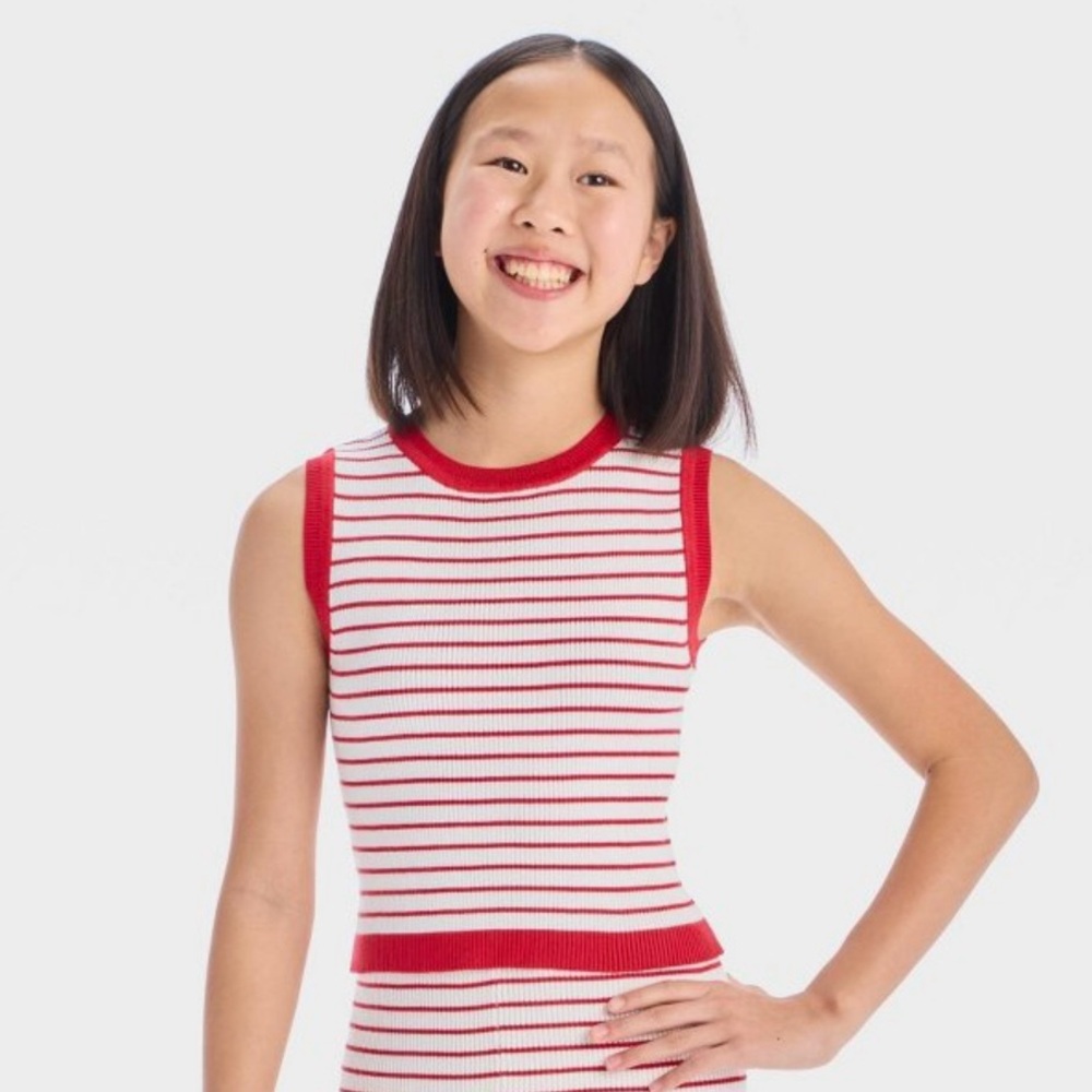 art class High-neck Tank Pullover Sweater - Red Rose